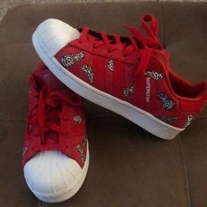 Adidas Superstar shoes size 7.5.